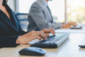 Person researching how to Choose a Legal Process Server